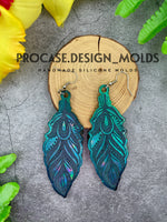 Holographic feather earring mold