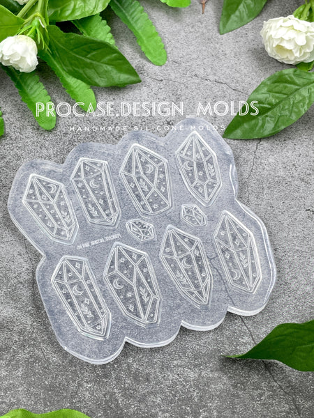 Crystal mold